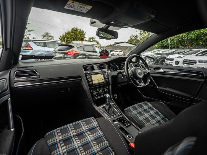 Volkswagen Golf 2016