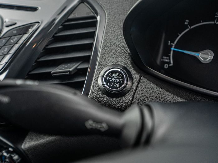 Ford EcoSport 2015
