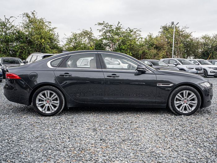 Jaguar XF 2019