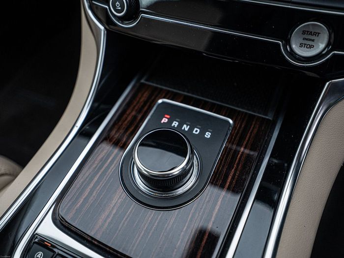 Jaguar XF 2019