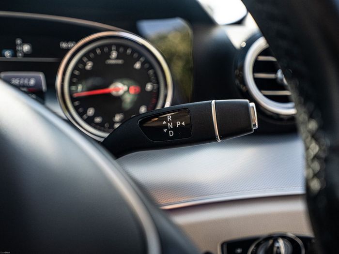 Mercedes-Benz E-Class 2016