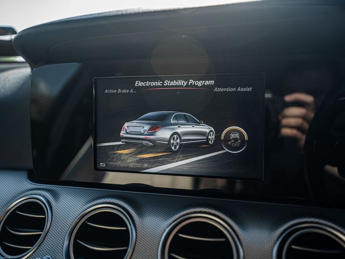 Mercedes-Benz E-Class 2016