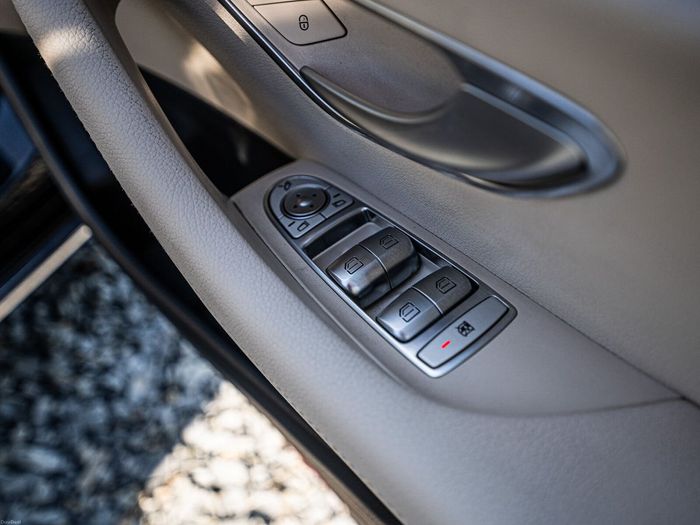 Mercedes-Benz E-Class 2016