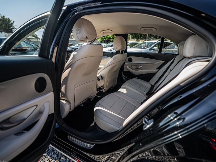 Mercedes-Benz E-Class 2016