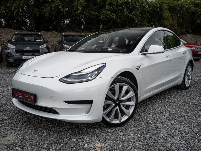 Tesla Model 3 2020