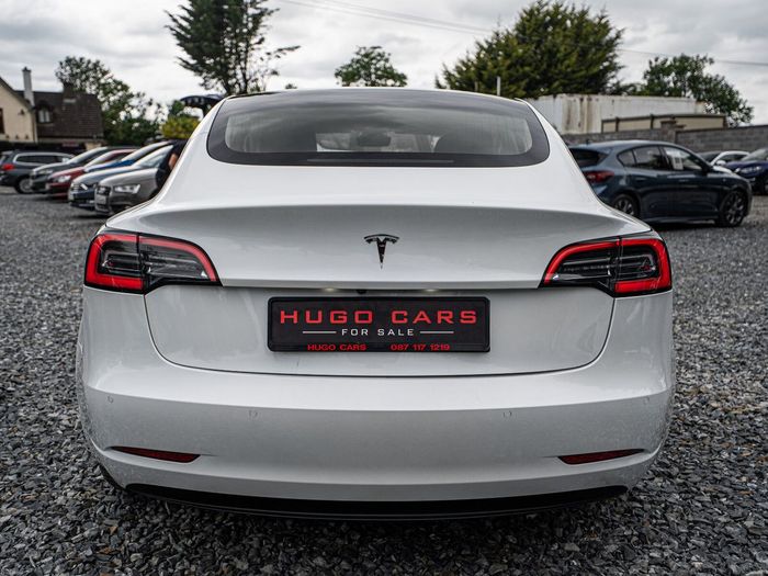 Tesla Model 3 2020