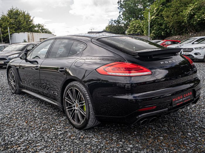 Porsche Panamera 2015