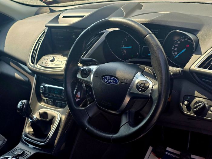 Ford Kuga 2016