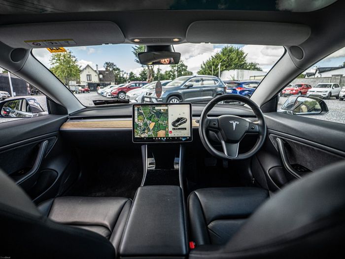 Tesla Model 3 2019