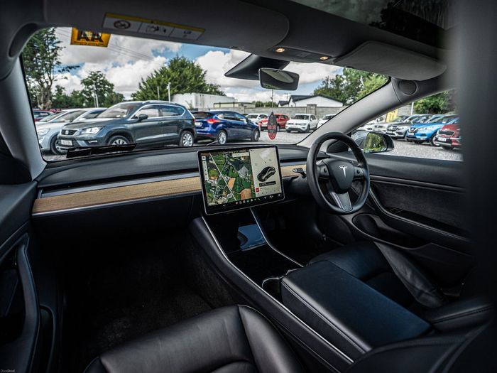 Tesla Model 3 2019