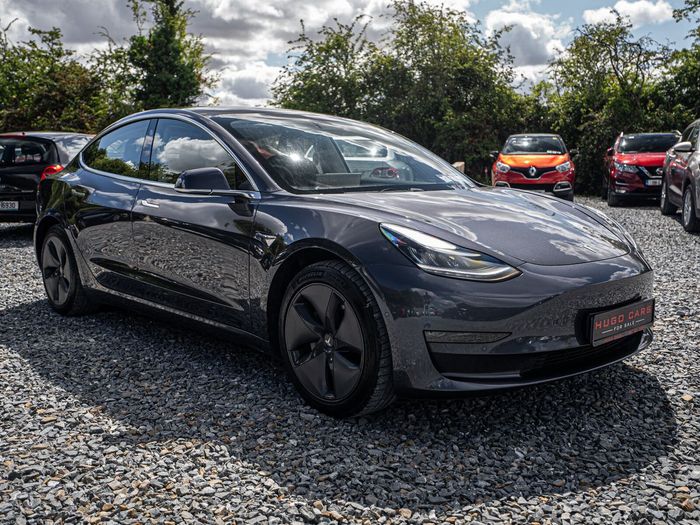 Tesla Model 3 2019