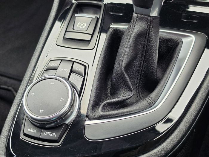 BMW 2 Series 2015