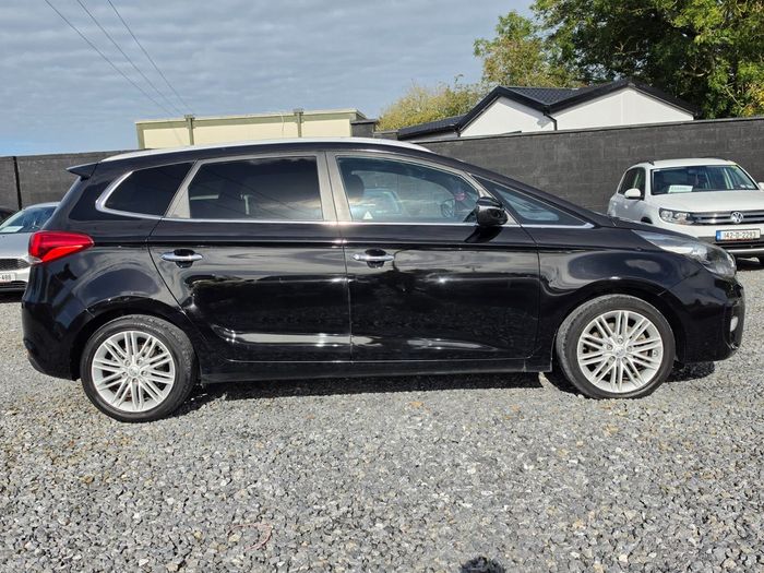 Kia Carens 2017