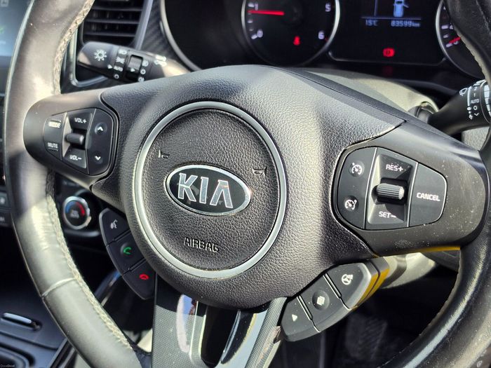 Kia Carens 2017