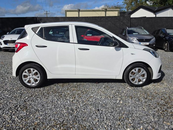 Hyundai i10 2016