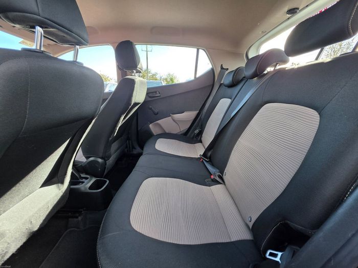 Hyundai i10 2016