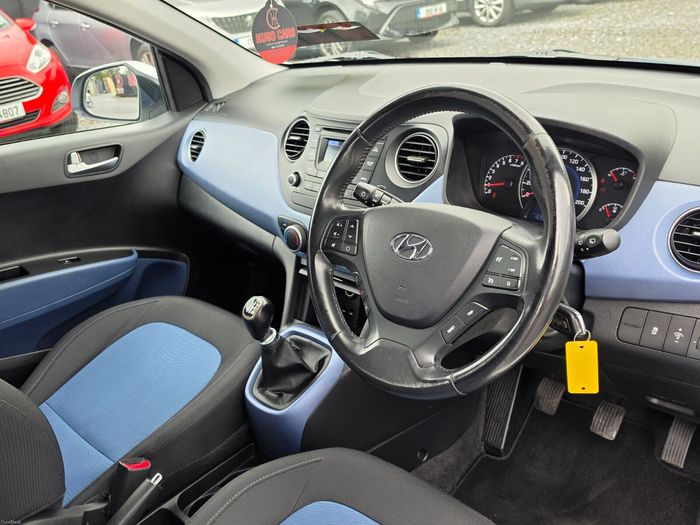 Hyundai i10 2015