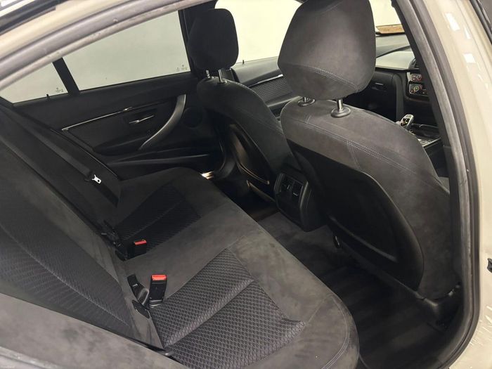 BMW 3 Series 2015