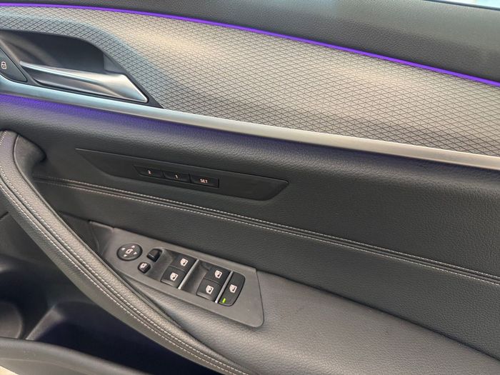 BMW 5 Series 2019