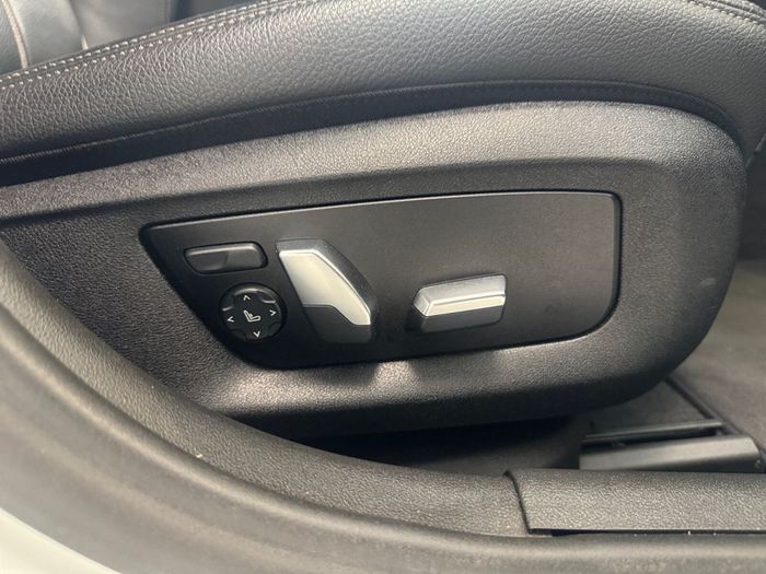 BMW 5 Series 2019