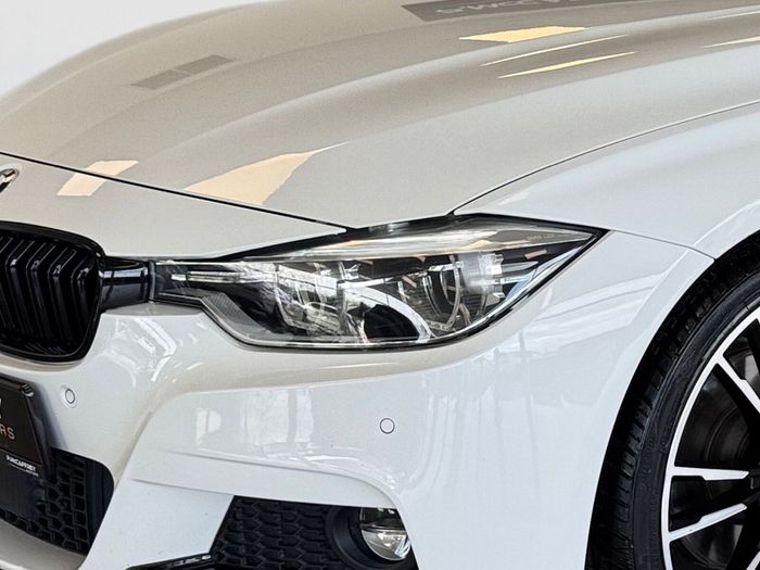 BMW 3 Series 2019