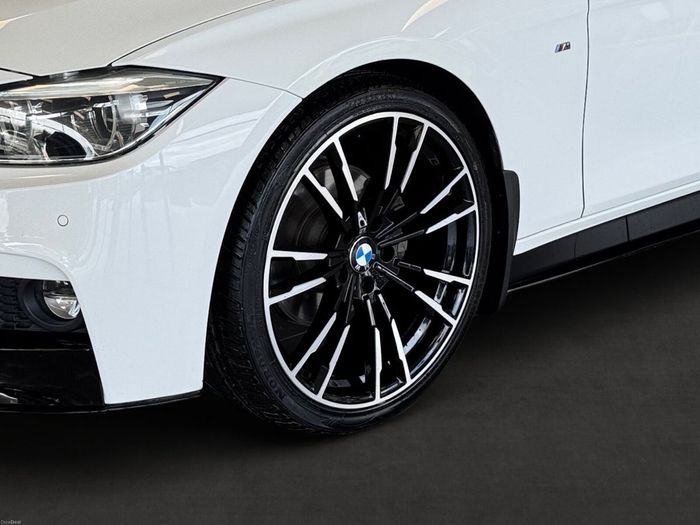 BMW 3 Series 2019