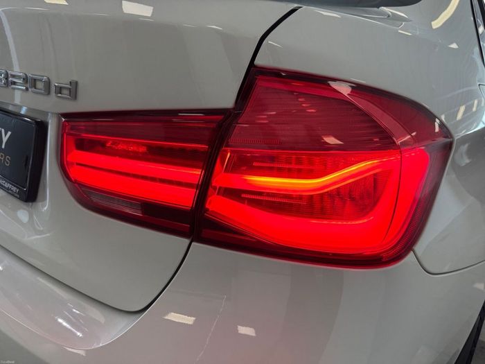 BMW 3 Series 2019