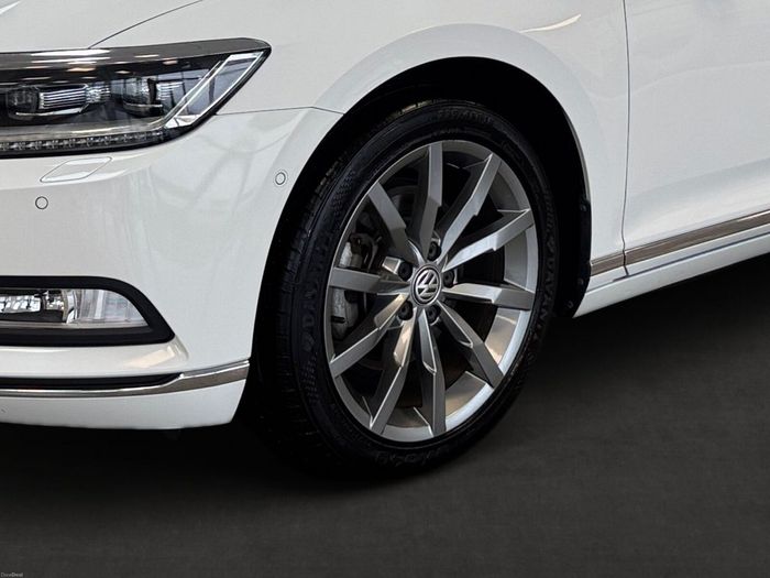 Volkswagen Passat 2019