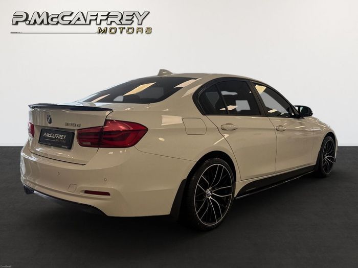 BMW 3 Series 2017
