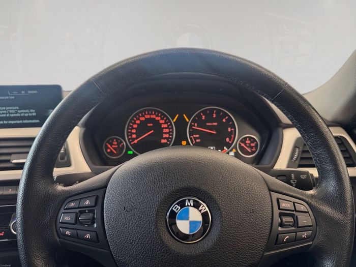 BMW 3 Series 2017