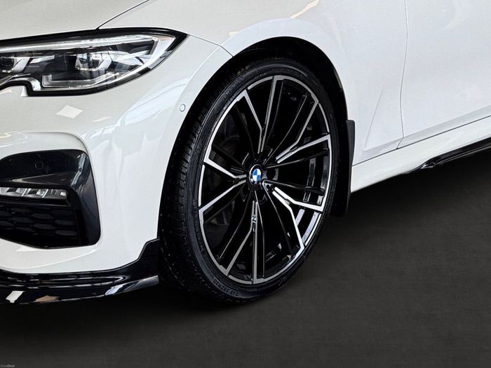 BMW 3 Series 2021
