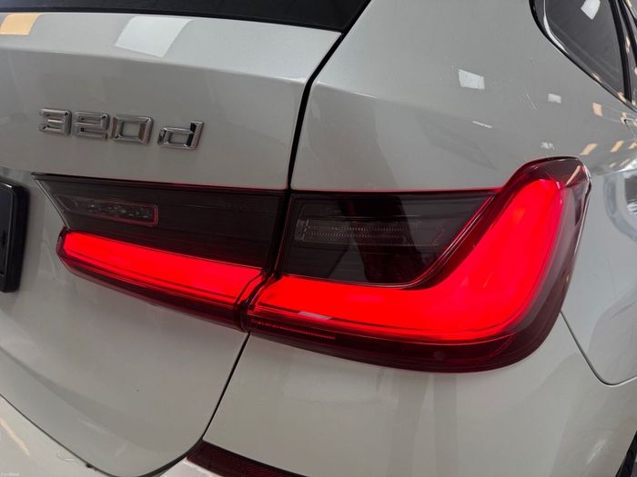 BMW 3 Series 2021