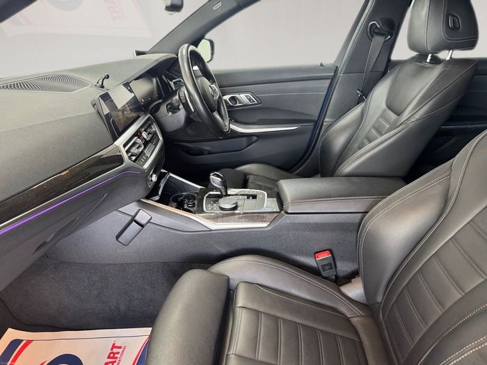 BMW 3 Series 2021