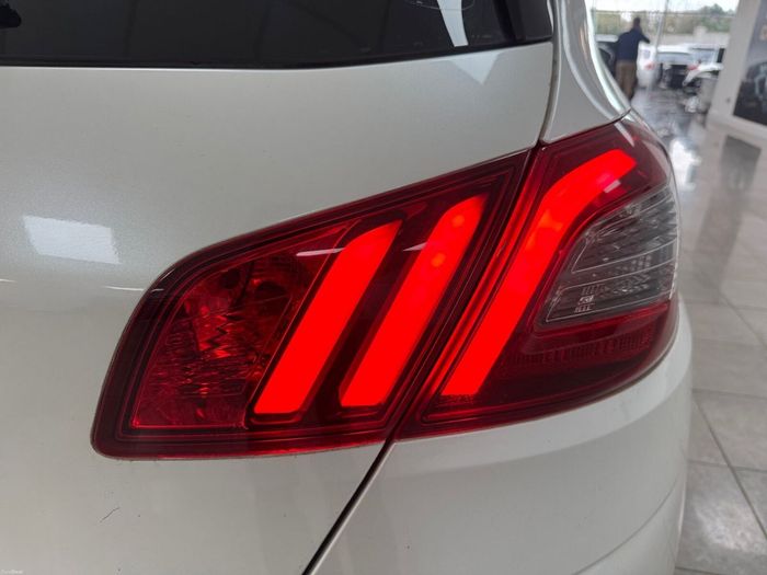 Peugeot 308 2020