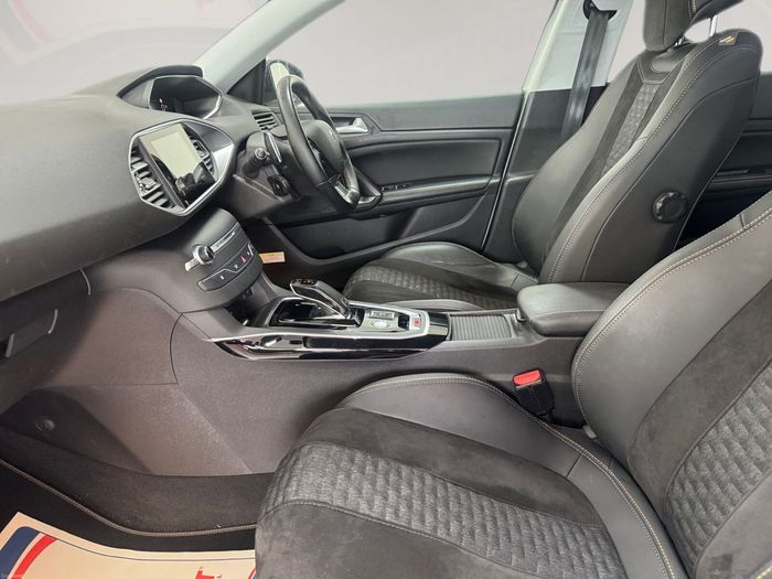 Peugeot 308 2020