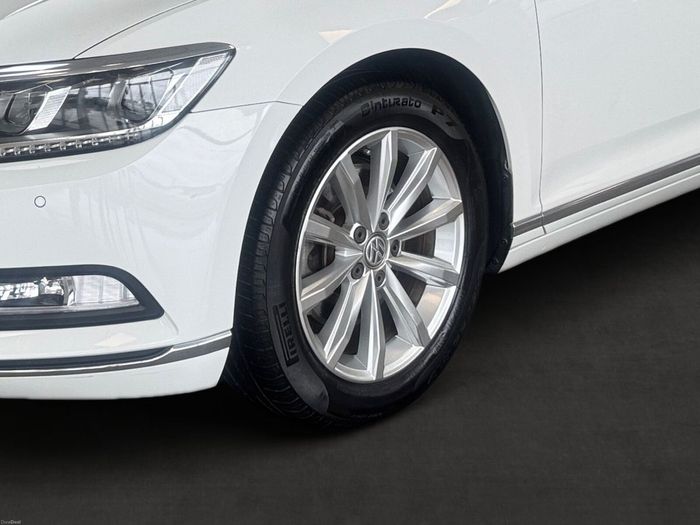 Volkswagen Passat 2019
