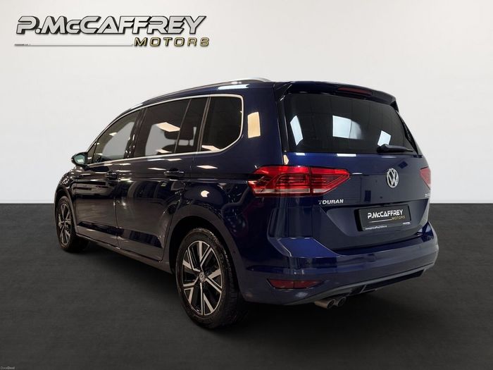 Volkswagen Touran 2021