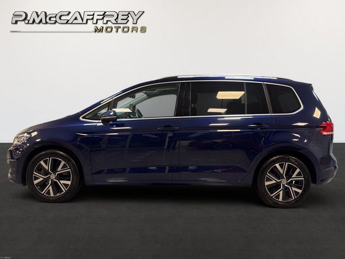 Volkswagen Touran 2021
