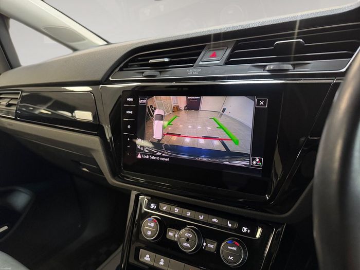 Volkswagen Touran 2021