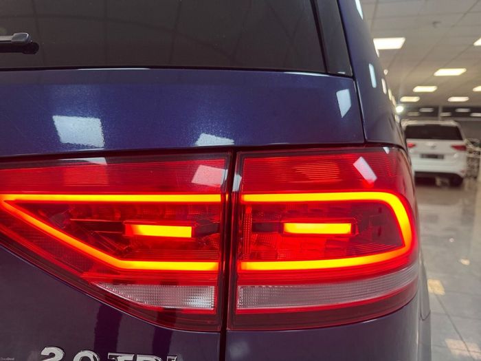 Volkswagen Touran 2021