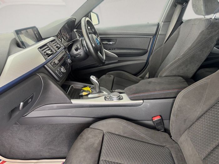 BMW 3 Series 2015