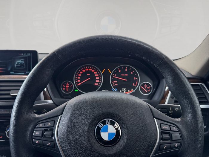 BMW 3 Series 2017