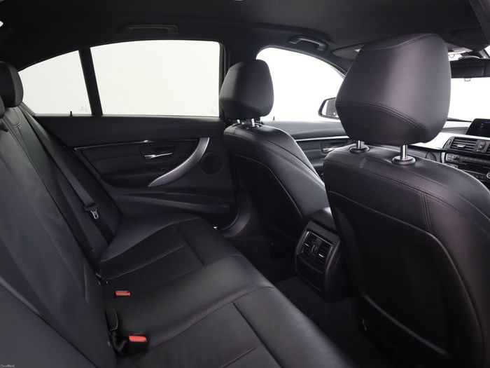 BMW 3 Series 2018