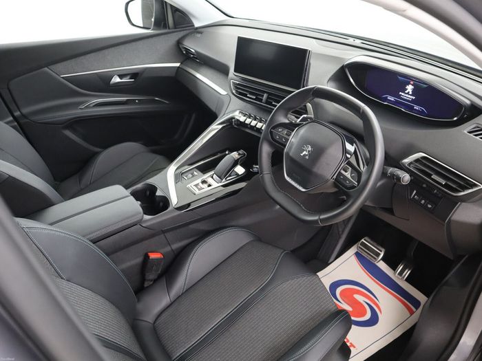 Peugeot 3008 2022