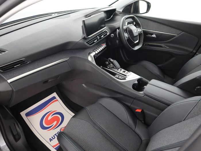 Peugeot 3008 2022
