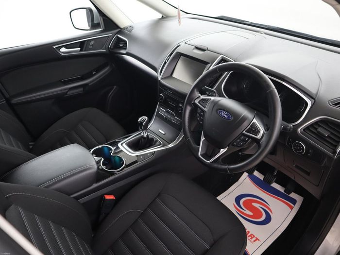 Ford Galaxy 2016