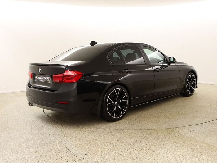 BMW 3 Series 2017