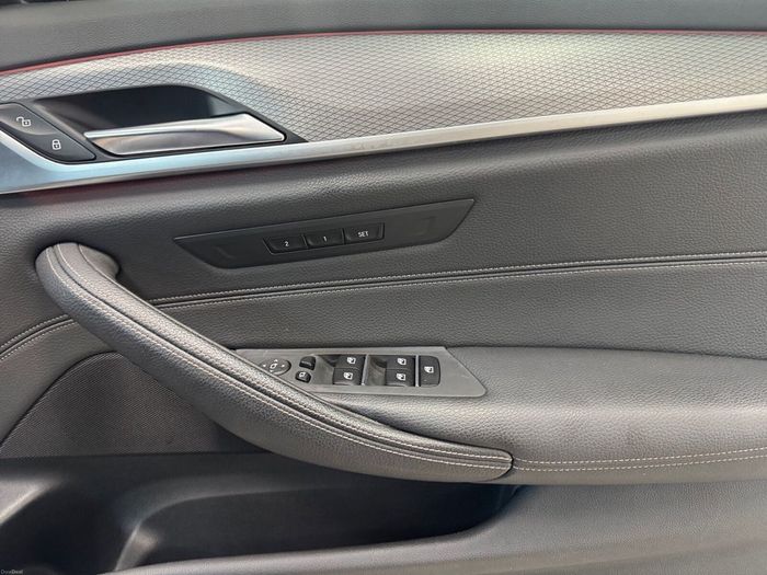 BMW 5 Series 2019