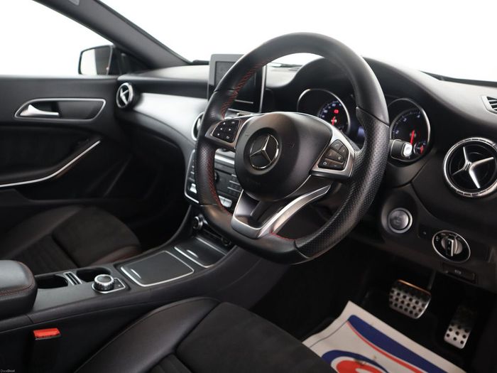 Mercedes-Benz CLA 2018