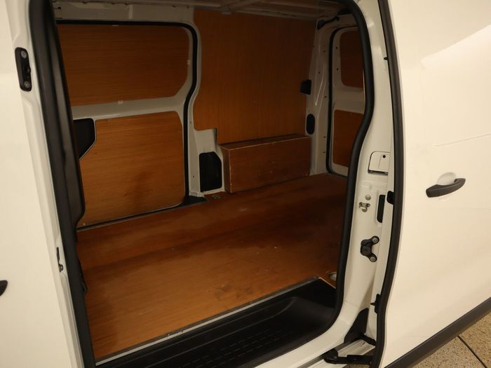 Citroen Dispatch 2021